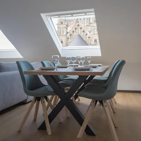 Ueber Den Daechern Von Apartman *